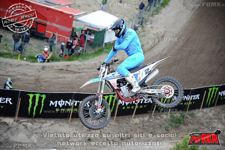 ROB_2243 (Copy).jpg